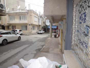 Antre'den Satılık Bahçelievler'de Bozyaka Hastanesi Karşı Sokağında 30 M2 Dükkan