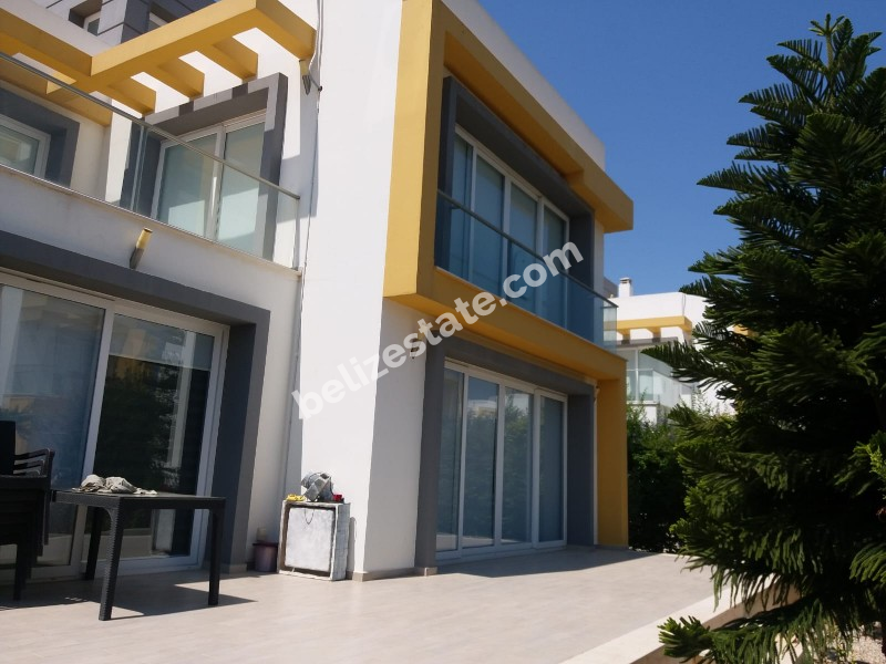 Kuzey kıbrıs gazimağusa yeniboğaziçinde denize 100 mt uzaklıkta satılık 4+1 villa