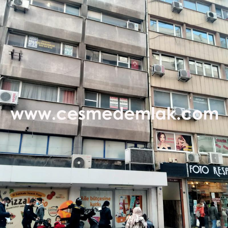 İzmir Konakta Merkezi Konumlu İşhanında Kiralık Ofisler...