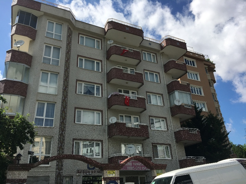 Beşevlerde Satılık 3 Oda 1 Salon Masrafsız Daire