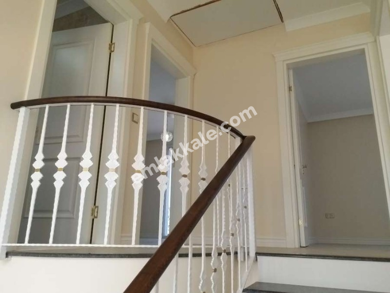 Ayvalık Sahilkent Satılık villa 