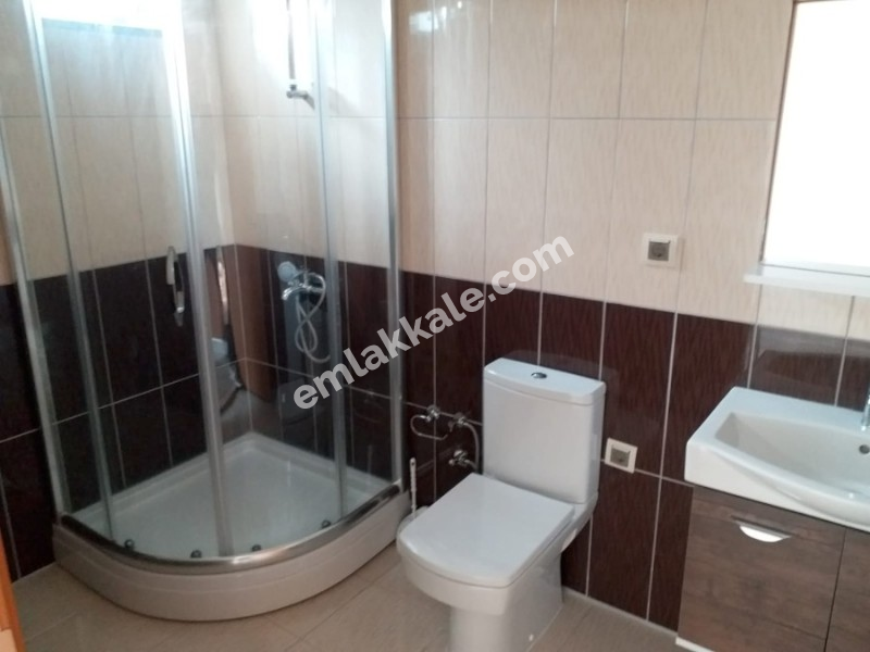 Çanakkale Kepez'de Deniz Manzaralı Satılık 1+1 Daire