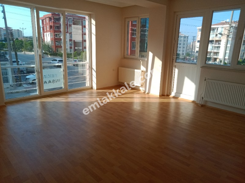 ESENLER  3+1 SATILIK DAİRE MERKEZİ KONUM