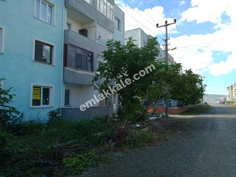 LOTUS GAYRİMENKUL'DEN LAPSEKİ'DE SATILIK 2+1 DAİRE