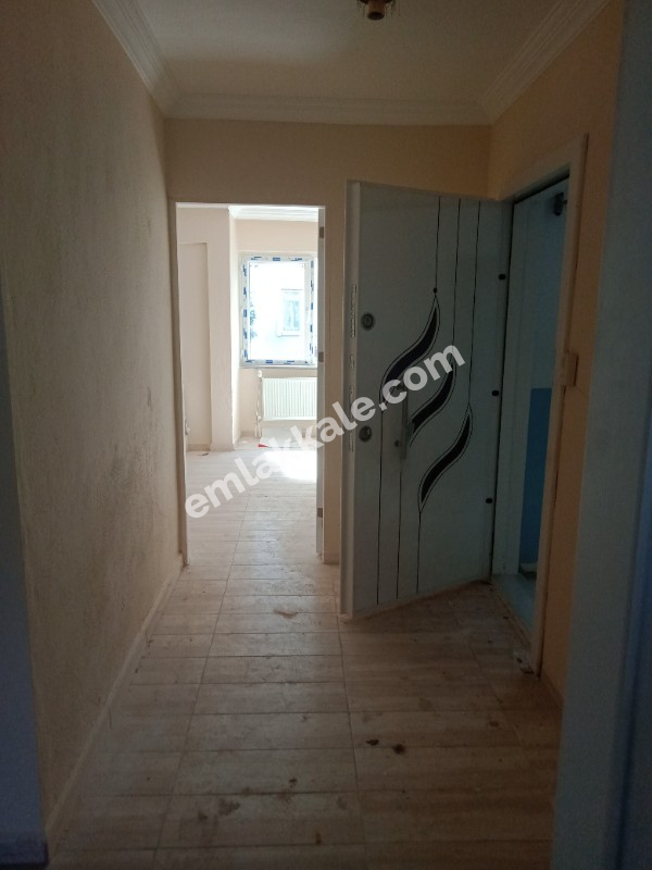LOTUS GAYRİMENKUL'DEN LAPSEKİ'DE SATILIK 2+1 DAİRE