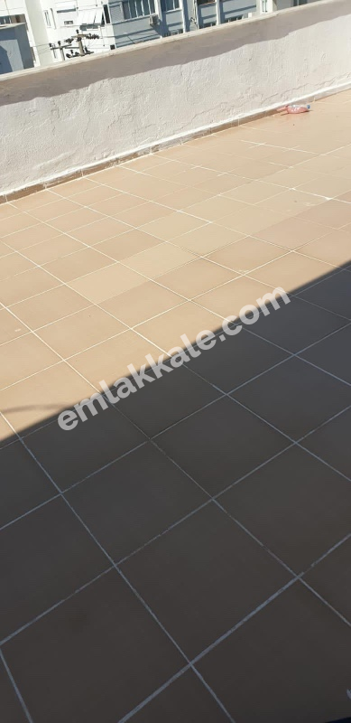 Akçay merkezde yatırımlık  dubleks Dairemiz satılık 