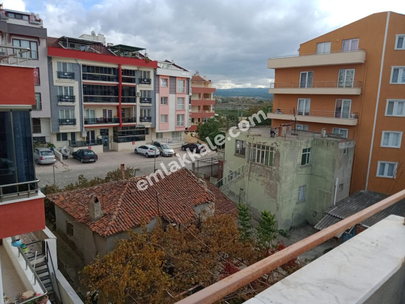 Çanakkale Kepez de Acil Satılık Yüksek Giriş Daire