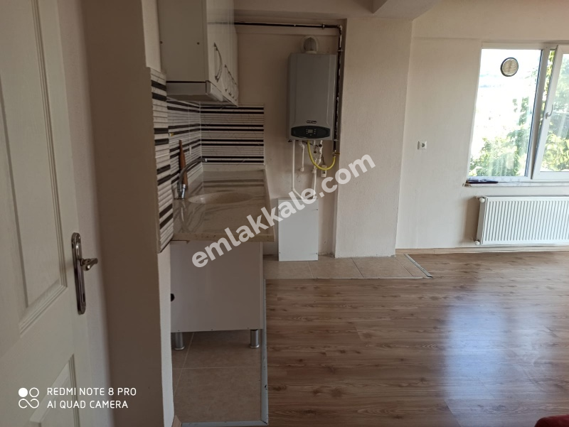 Çanakkale Barbaros Mahallesinde Satılık 1+1 Daire