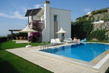 Antalya Side de özel havuzlu lüks eşyalı  kiralık villa