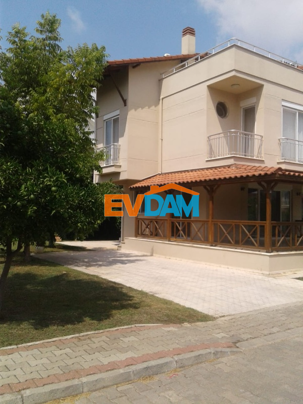 Antalya Serik  Satılık Tripleks Villa