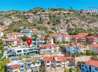 Vakker og romslig 3+1 villa i Alanya