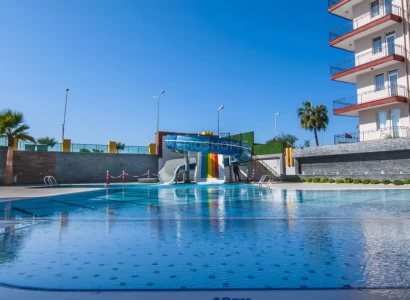 Alanya Mahmutlar'da Full Eşyalı 2+1 Denize Sıfır Daire