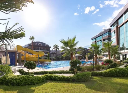 geräumige 4+1 Wohnung in Oba