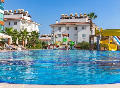 geräumige 4+1 Wohnung in Oba