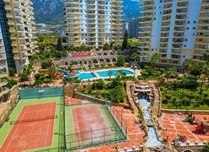 Mahmutlar'da Geniş 3+1 Daire