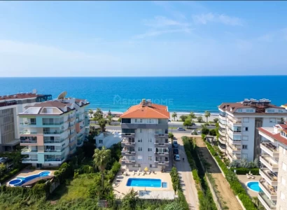 1+1 Wohnung am Meer in Kestel