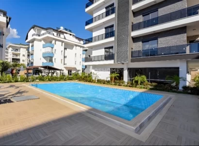 Luksuriøs 2+1 Toppleilighet i Oba