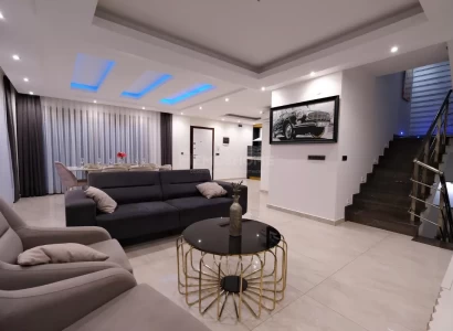 Luksusvilla med 5+1 soverom i Bektas