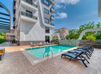 Elegant 2+1 med havutsikt i Mahmutlar