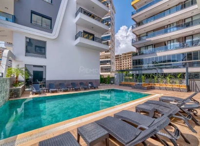 Elegant 2+1 med havutsikt i Mahmutlar