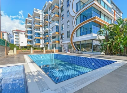 Möblierte 1+1 Wohnung am Meer