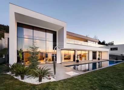 Eksklusiv Sjøvilla i Kargicak