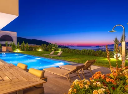 Eksklusiv Sjøvilla i Kargicak