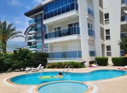 Oba 1+1 Apartment Near Sea