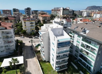 Oba 1+1 Apartment Near Sea