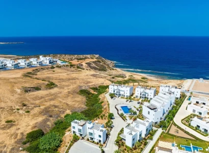 Doğu Girne Bahçeli Sahil Yatırım