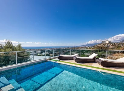 Granada Villas Kargicak Luxury Villa