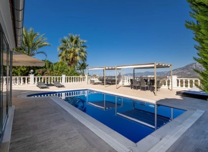Goldbau Villa Kargicak Luxury Living