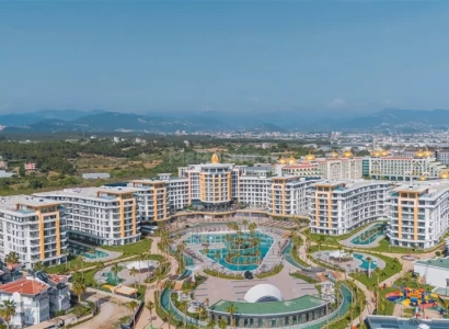 Luxury 1+1 Apartment Near Beach