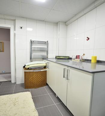 BEYLİKDÜZÜ KALE 'DE BARIŞ MAHALLESİNE SİTE İÇERİSİNDE LÜKS DAİRE