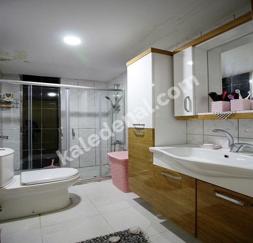 Avcılar Kale'den Metrobüse Yakın 3+1 Arakat Daire