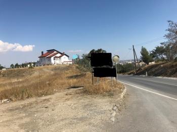 Lefkoşa Gönyeli'de 1,217 M2 Alana Sahip Villa Yapımına Uygun Satılık Türk Malı Arsa 109,000 STG 