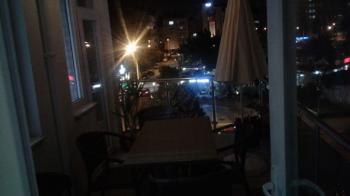 A Antalya Altinkum Street 3 + 1 appartement