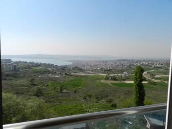 BEYLİKDÜZÜ BEYKENT DOĞA PANOROMA DA EŞSİZ MANZARALI ACİL SATILIK