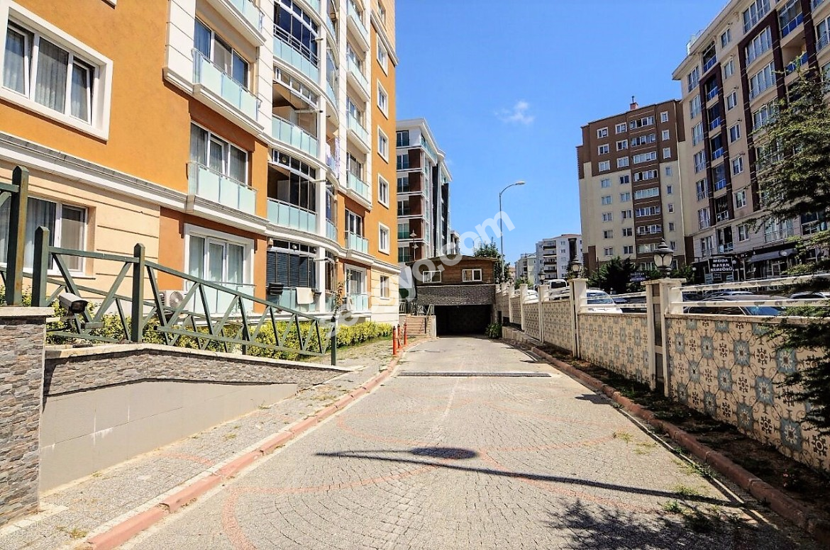 ADNAN KAHVECİDE 7 24 GÜVENLİKLİ LÜKS 175 M2 3+1 SATILIK DAİRE