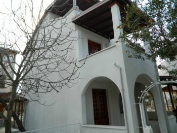 Ayvalık Altınova da Deniz 100 m Satılık Villa  