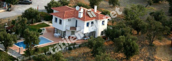 Ayvalık Altınova'da süper lüks villa satılık  