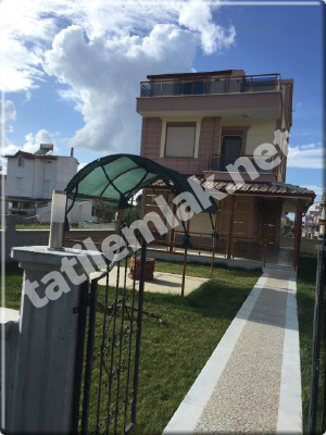 Ayvalık Altınova da satılık lüks villa