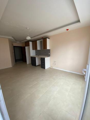 DEEP'TEN ÇİFTLİKKÖY'DE YATIRIMLIK GENİŞ SIFIR SATILIK 1+1 DAİRE