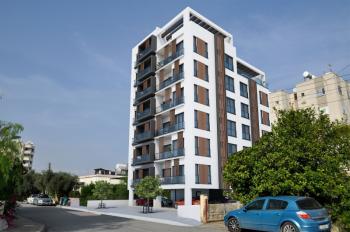 Lefkoşa Yenişehir'de Satılık Ticari İzinli Komple Binaya Ait 2+1 Daireler 65,000 STG 