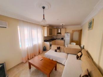 ALTINKUM'DA SATILIK YAZLIK DAİRE HAVUZLU SİTEDE EŞYALI 2+1