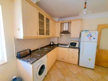 ALTINKUM'DA SATILIK YAZLIK DAİRE HAVUZLU SİTEDE EŞYALI 2+1