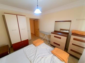 ALTINKUM'DA SATILIK YAZLIK DAİRE HAVUZLU SİTEDE EŞYALI 2+1