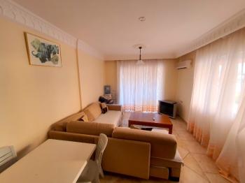 ALTINKUM'DA SATILIK YAZLIK DAİRE HAVUZLU SİTEDE EŞYALI 2+1