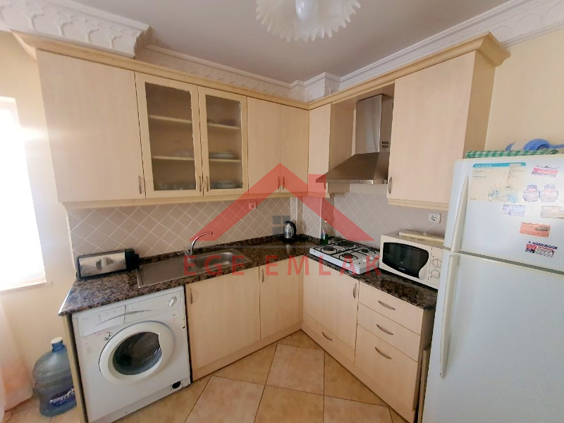 ALTINKUM'DA SATILIK YAZLIK DAİRE HAVUZLU SİTEDE EŞYALI 2+1