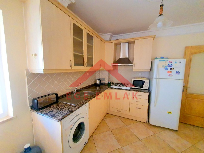ALTINKUM'DA SATILIK YAZLIK DAİRE HAVUZLU SİTEDE EŞYALI 2+1